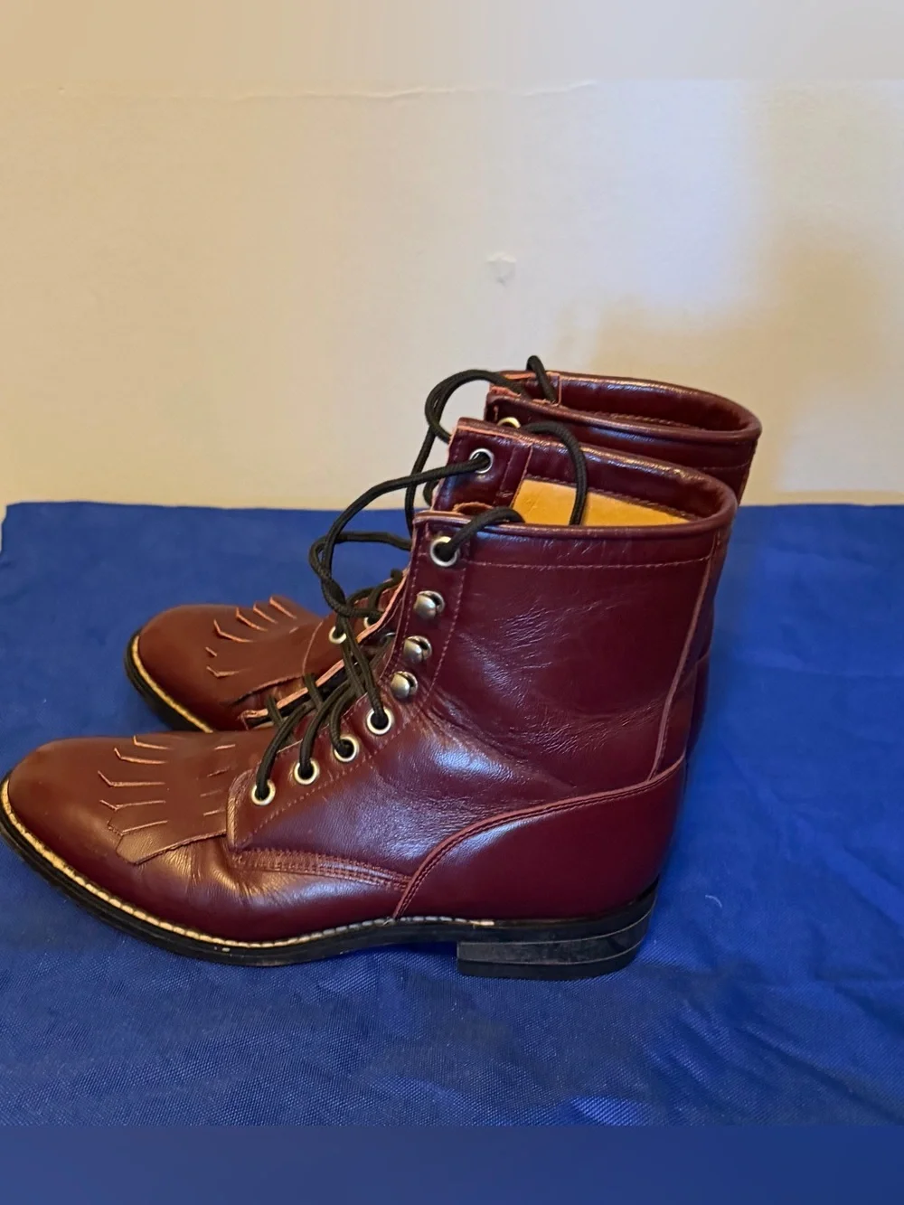 Genuine Justin Burgundy Leather Lace-Up Ankle Boots Women size 6/youth 4.5